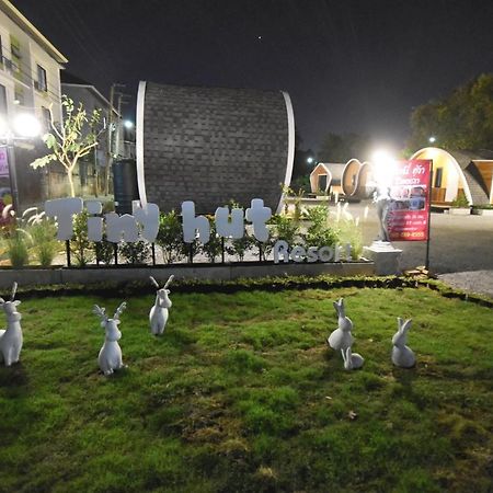 Tiny Hut Resort Bangkok Ngoại thất bức ảnh