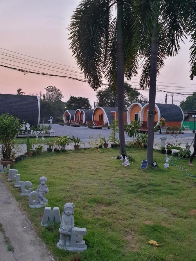 Tiny Hut Resort Bangkok Ngoại thất bức ảnh